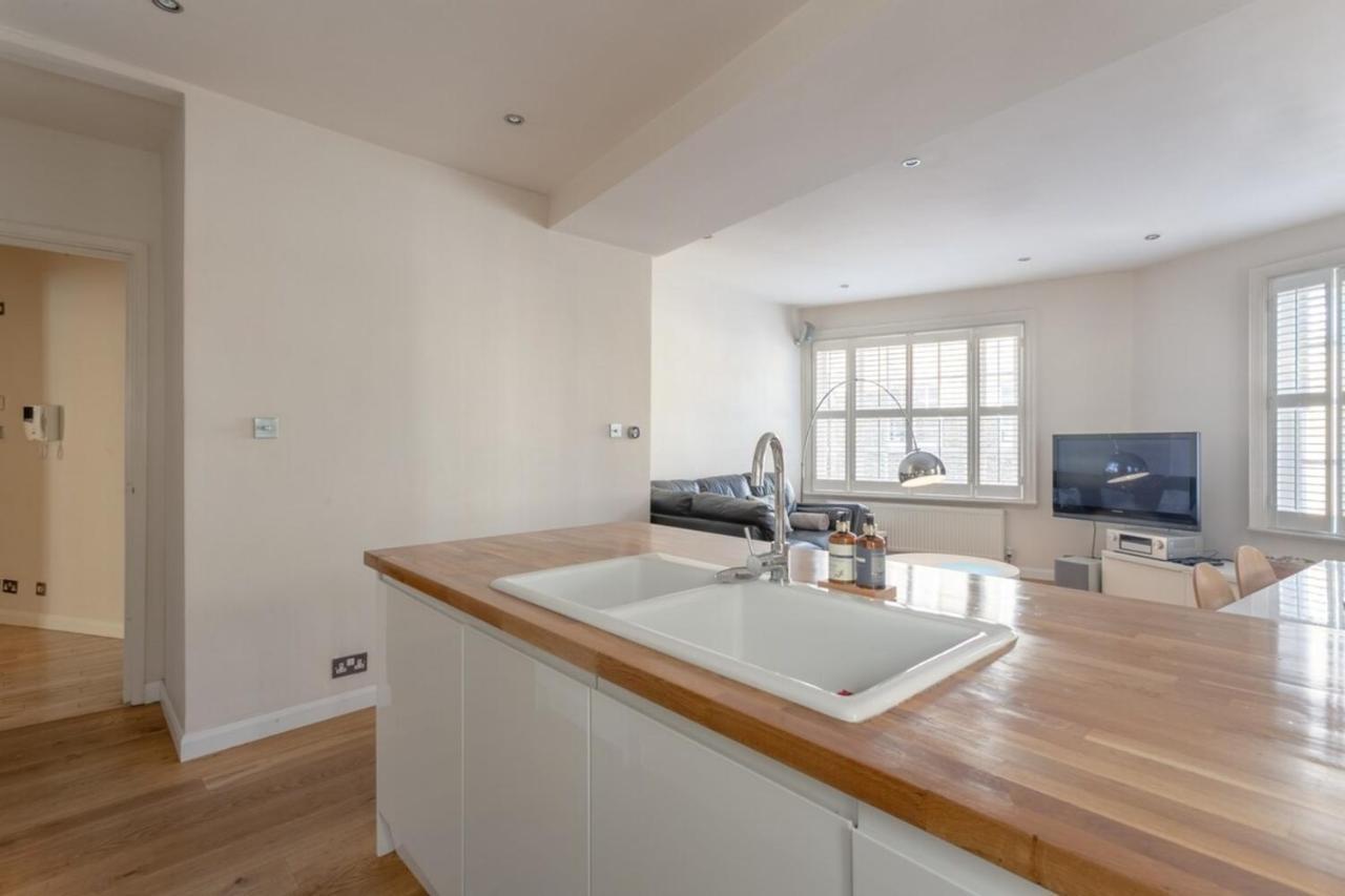Fantastic 2 Bedroom Apartment In Central Лондон Екстериор снимка